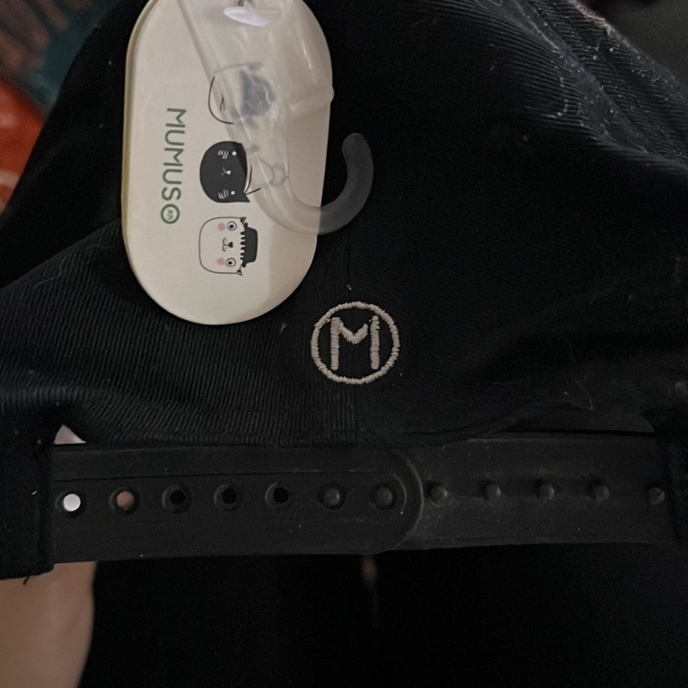 Mumuso SnapBack - Picture 5 of 5